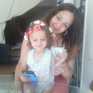 Meet your Posher, Crystal